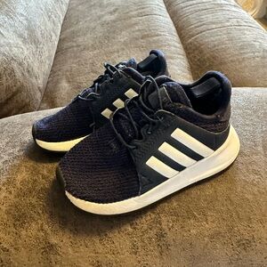Size 7 kids Adidas